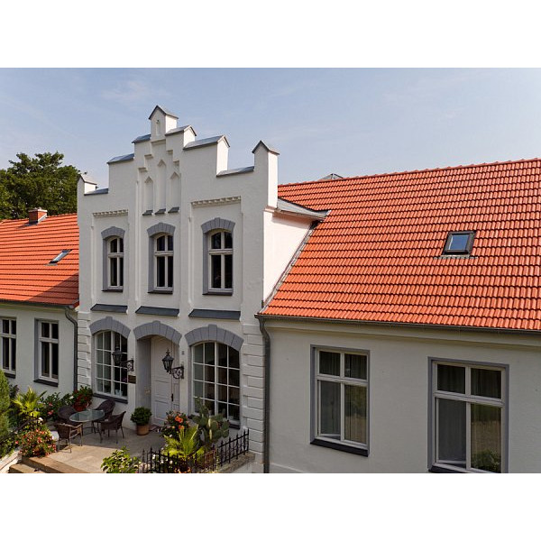 Керамічна черепиця Braas Гранат 15V, Naturrot