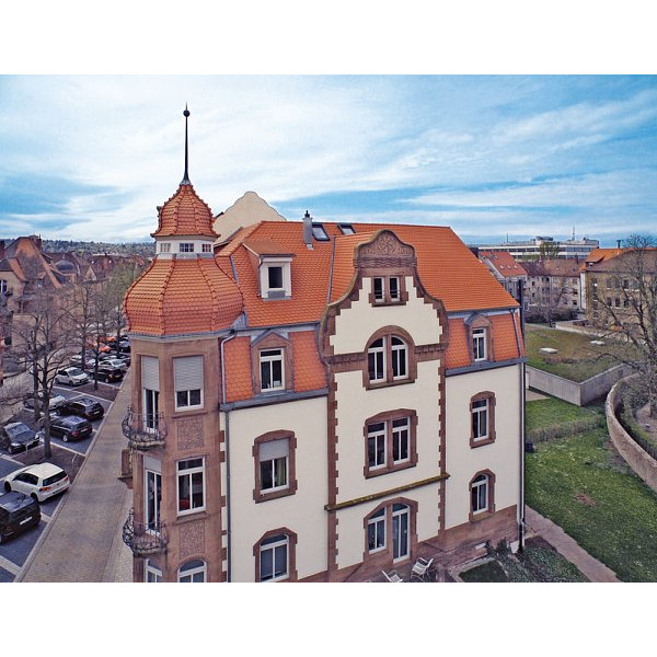 Керамічна черепиця Creaton Biber Manufaktur Segmentschnitt, натуральний червоний