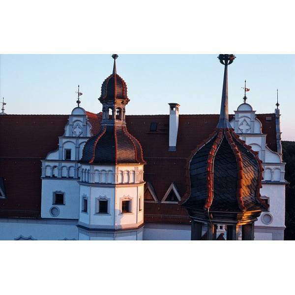 Керамічна черепиця Creaton Biber Sakral Rundschnitt, натуральний червоний