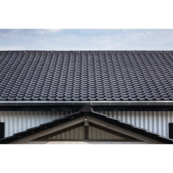 Керамічна черепиця Creaton Titania Nuance Чорна матова
