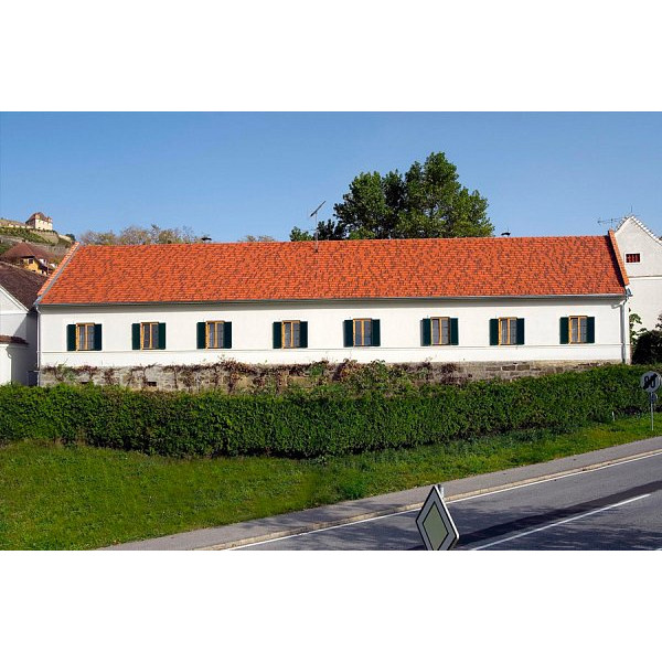 Керамічна черепиця Tondach Steinbruck, натуральний червоний